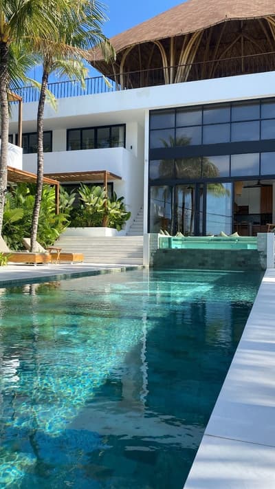Foto Real Eksterior & Pool