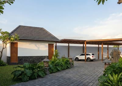 Exterior, Entrance & Pool