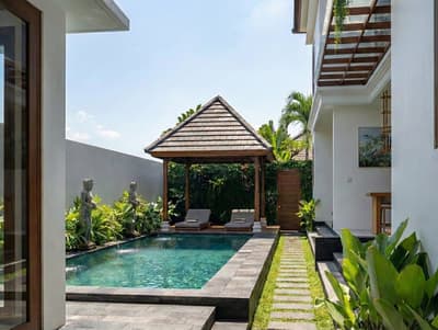 Exterior, Entrance & Pool