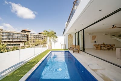 Eksterior, Pool & Terrace